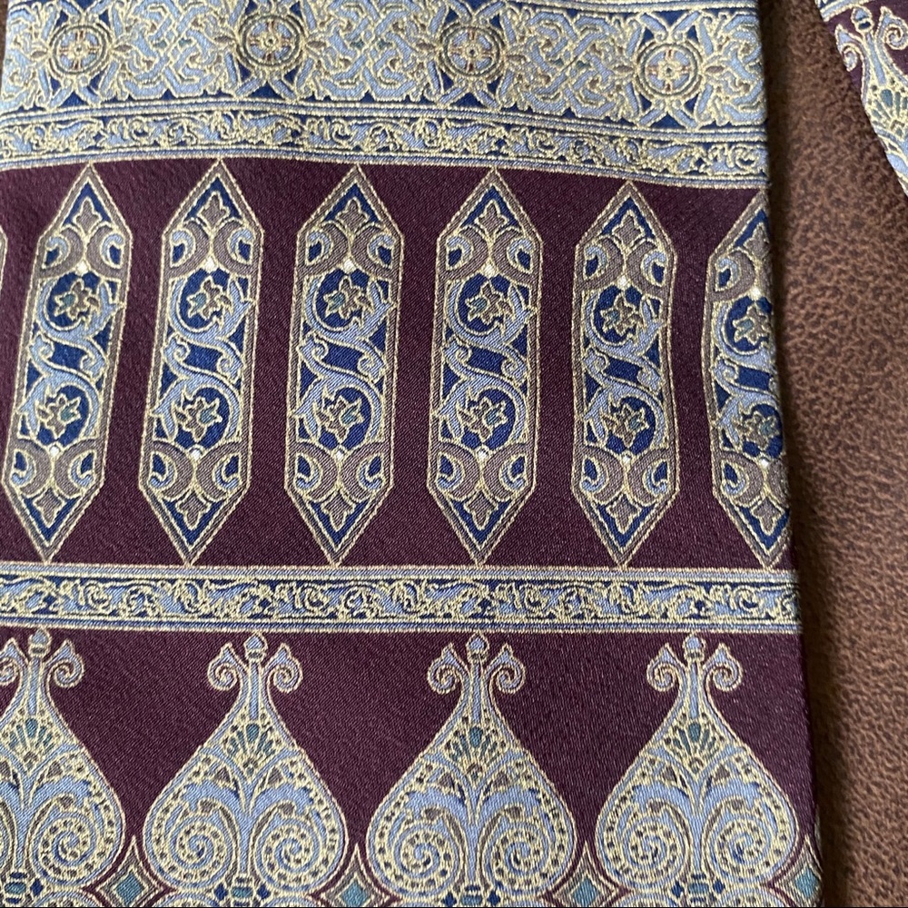 American Traditions Silk Tie - Picture 4 of 6